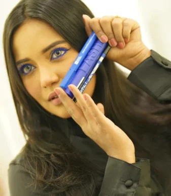 RoseBerry Premium Blue Eyes Combo